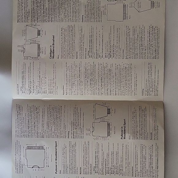 Sleeveless Pullover And Cardigan Knitting Patterns By Darlaine - Picture 7 of 9